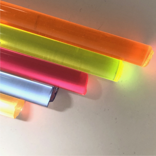 Fluorescent Extruded Acrylic Rod: Delvie's Plastics Inc.